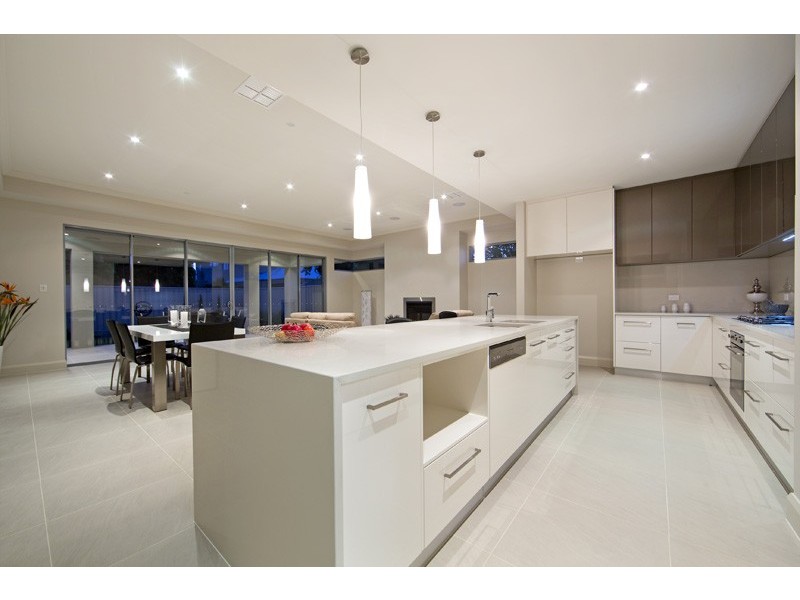 9 Lexington Road, Henley Beach South SA 5022