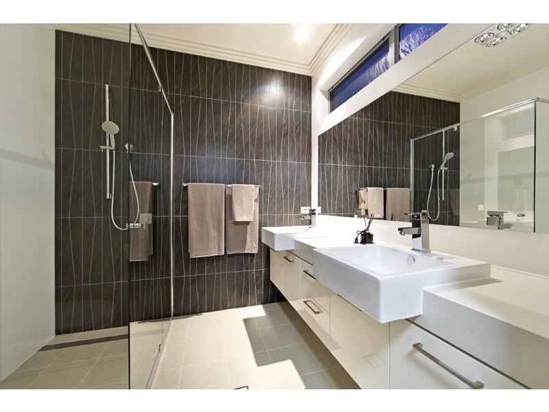 9 Lexington Road, Henley Beach South SA 5022