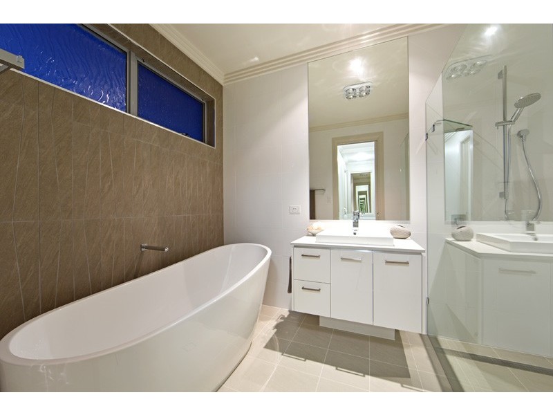 9 Lexington Road, Henley Beach South SA 5022