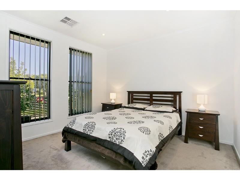 72 Hamilton Road, Athol Park SA 5012