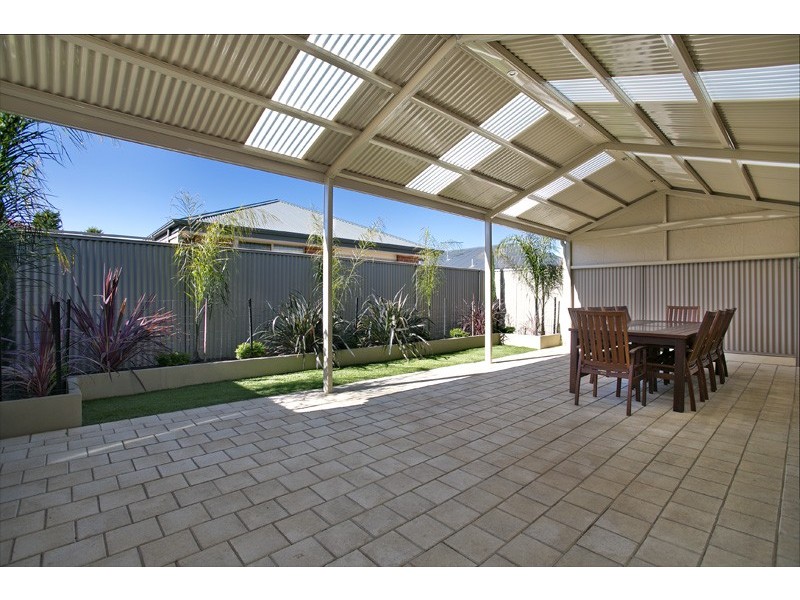 72 Hamilton Road, Athol Park SA 5012