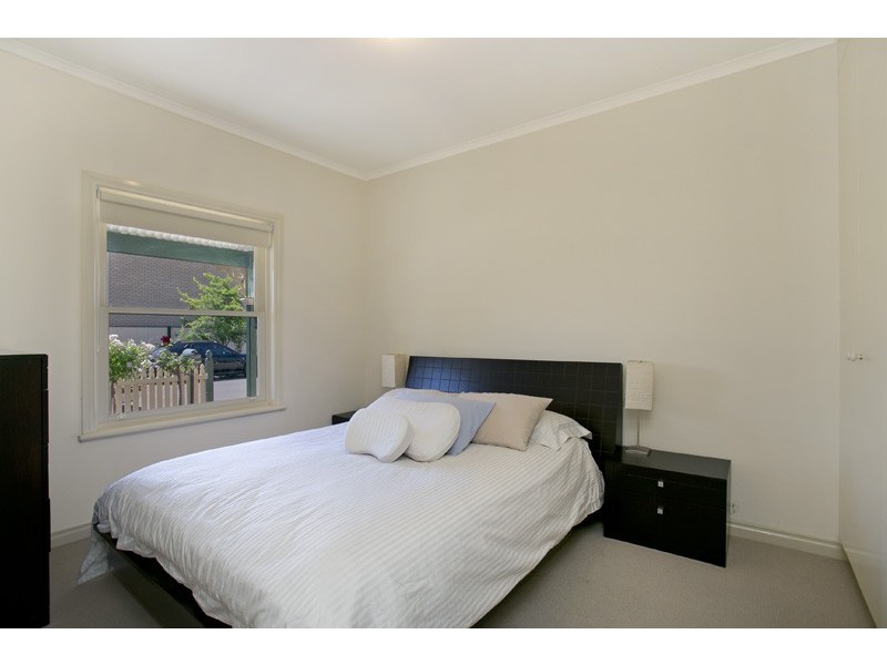 9 Pillie Crescent, Mawson Lakes SA 5095