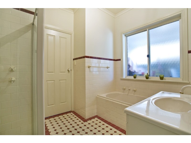 9 Pillie Crescent, Mawson Lakes SA 5095