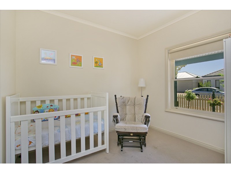 9 Pillie Crescent, Mawson Lakes SA 5095