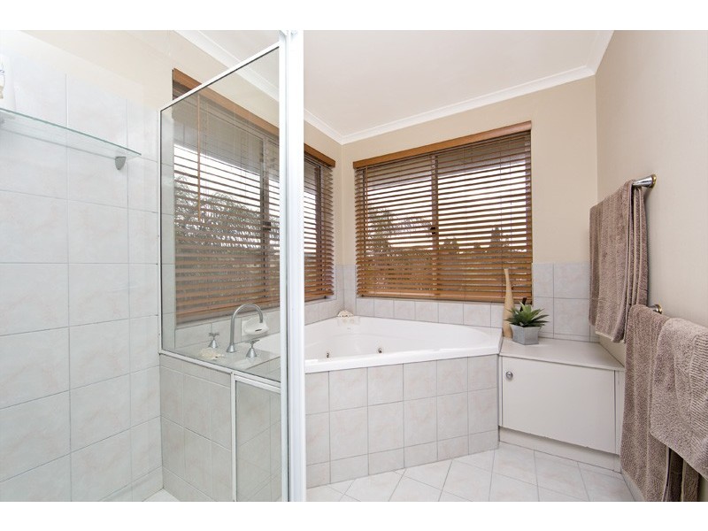 46 Greenridge Court, Wynn Vale SA 5127