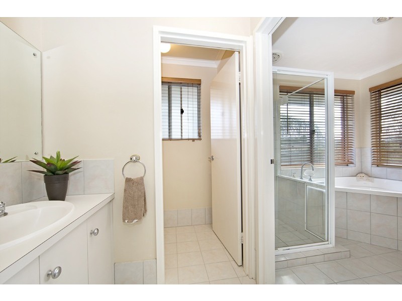 46 Greenridge Court, Wynn Vale SA 5127