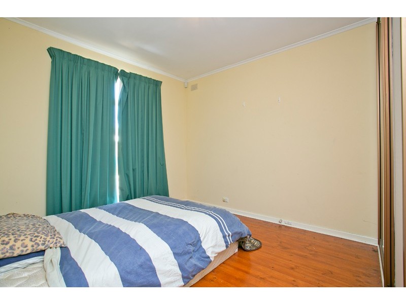 22 Doncaster Avenue, Valley View SA 5093