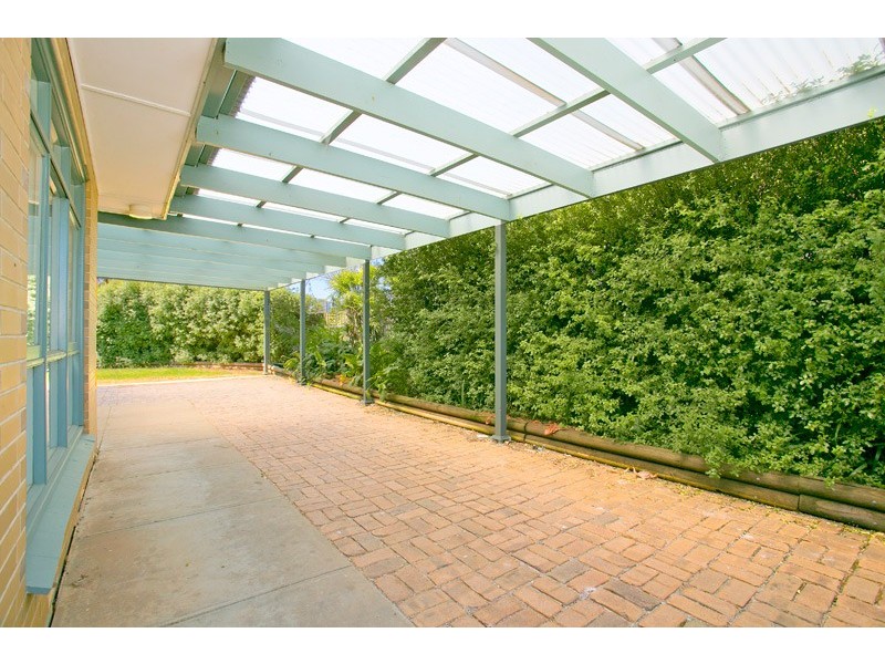 22 Doncaster Avenue, Valley View SA 5093