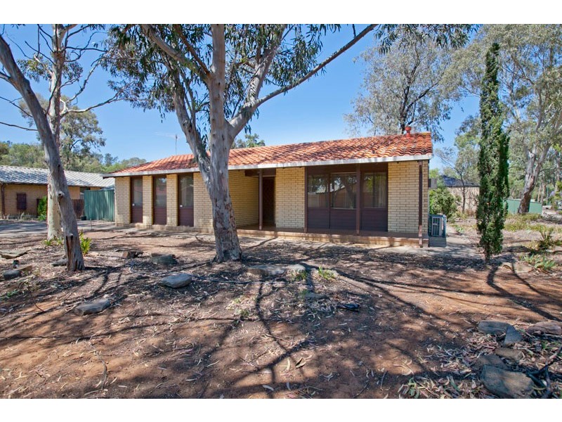 8 Farr Court, Para Hills West SA 5096