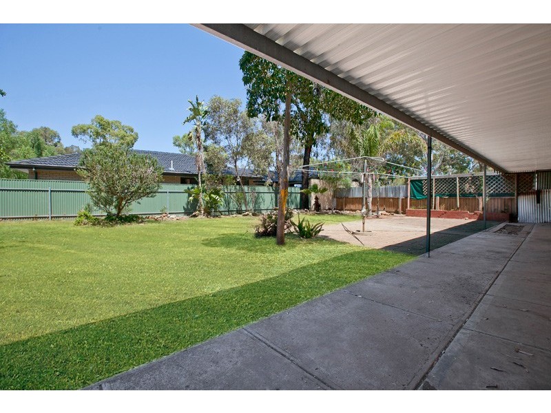 8 Farr Court, Para Hills West SA 5096