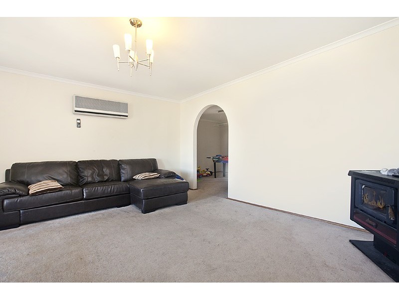 2 Bleng Court, Flagstaff Hill SA 5159