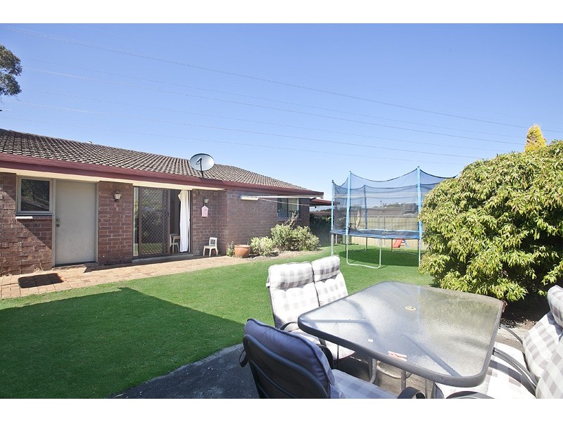2 Bleng Court, Flagstaff Hill SA 5159