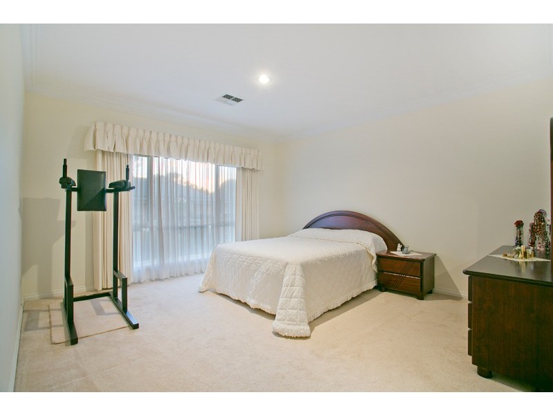 3 Jacaranda Grove, Mawson Lakes SA 5095