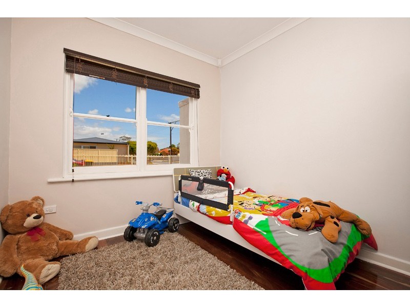 63 Norrie Avenue, Clovelly Park SA 5042