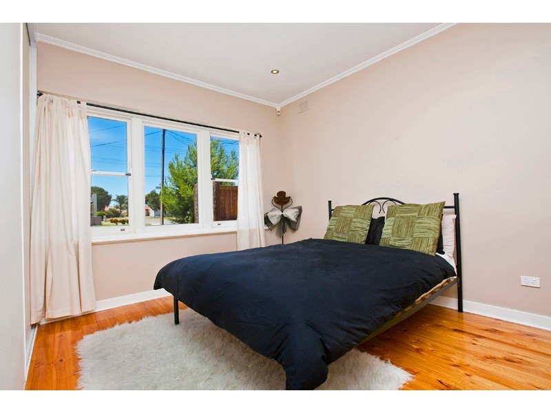 61 Jetty Street, Grange SA 5022