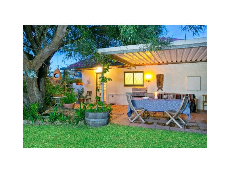 2 Ernest Street, Taperoo SA 5017