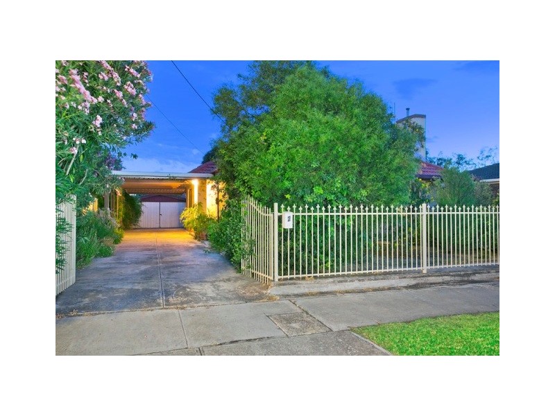 2 Ernest Street, Taperoo SA 5017