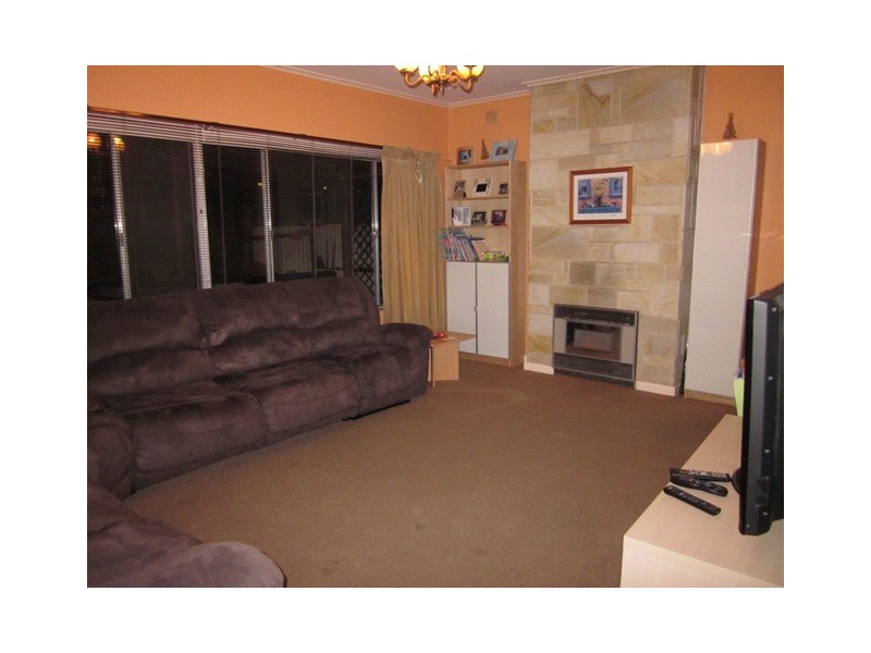 8 Zephyr Grove, Semaphore Park SA 5019