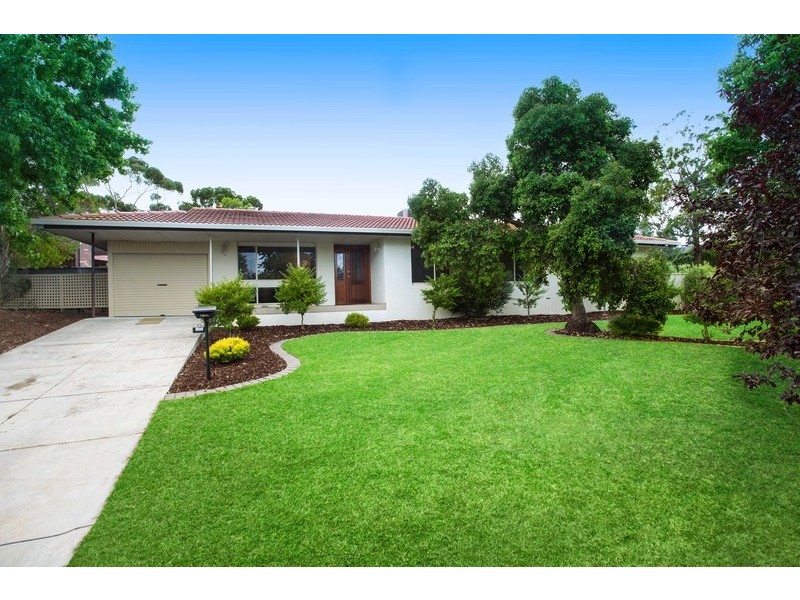 8 Katarama Road, Fairview Park SA 5126