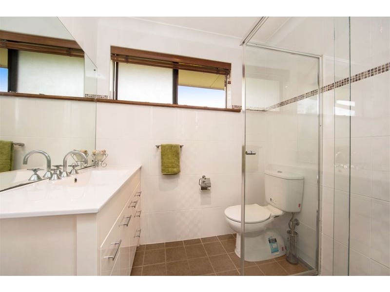 8 Katarama Road, Fairview Park SA 5126