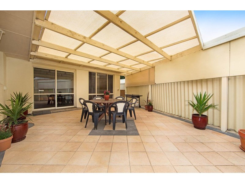 8 Katarama Road, Fairview Park SA 5126