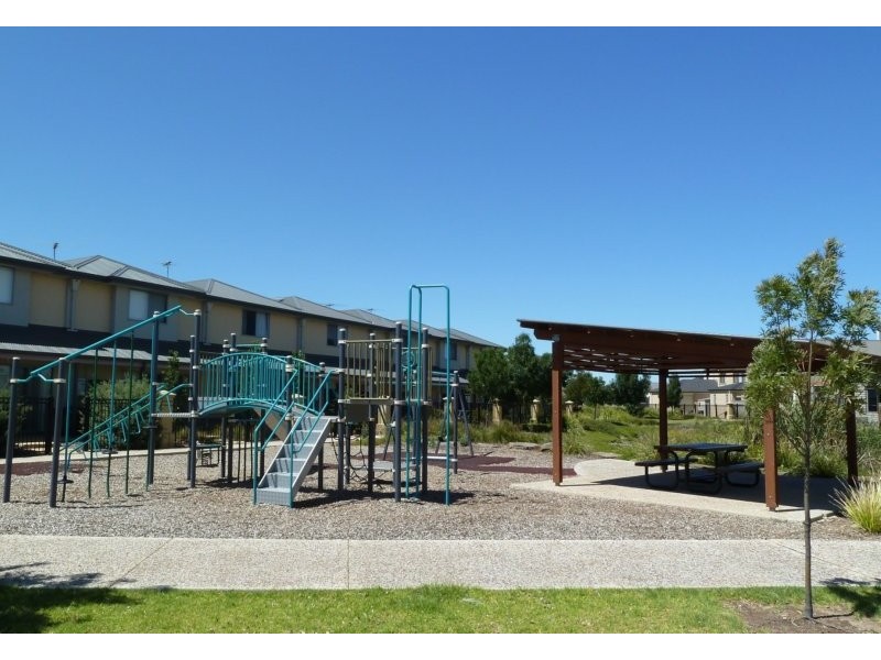 78 Shoalhaven Circuit, Mawson Lakes SA 5095