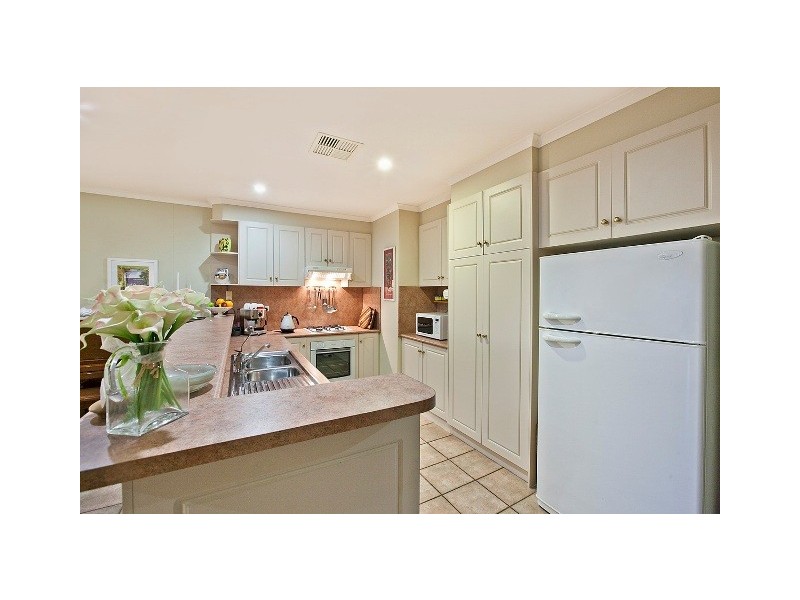 1/8 Coral Way, North Haven SA 5018