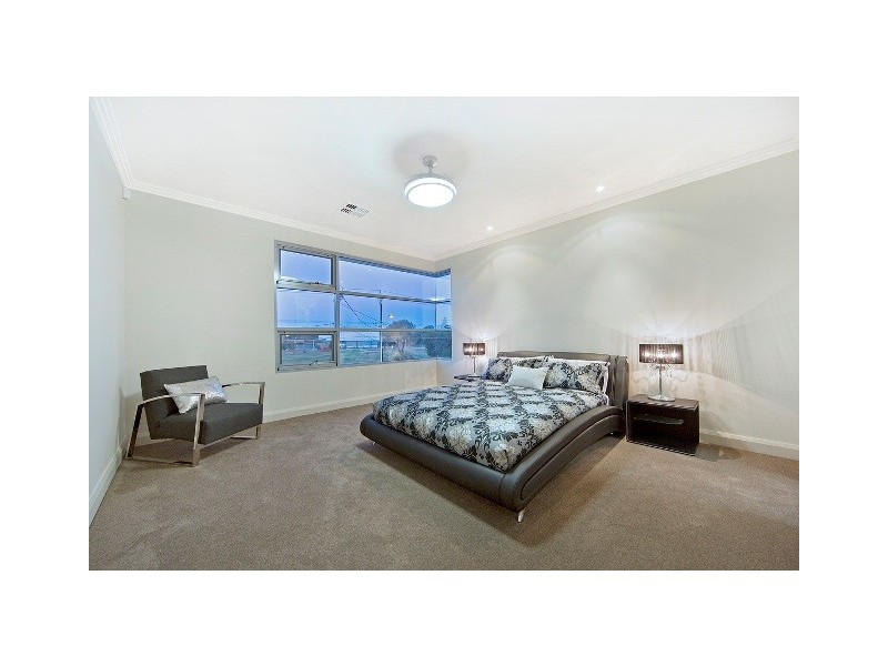 9A Lexington Road, Henley Beach South SA 5022