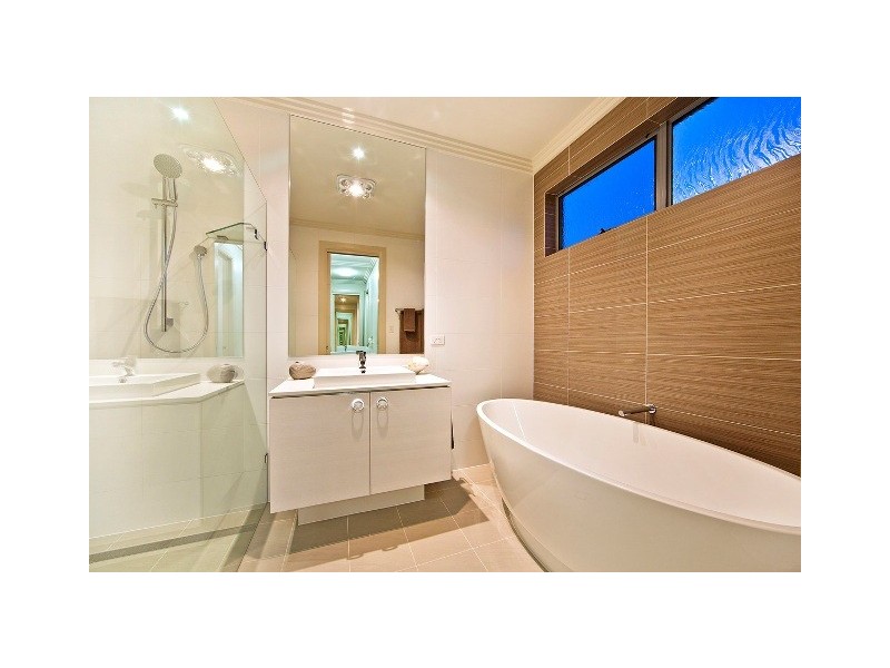 9A Lexington Road, Henley Beach South SA 5022