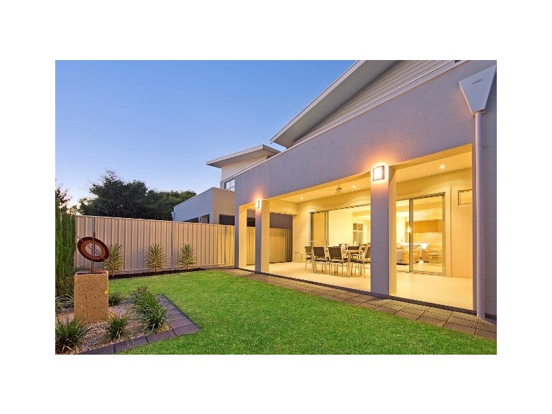 9A Lexington Road, Henley Beach South SA 5022