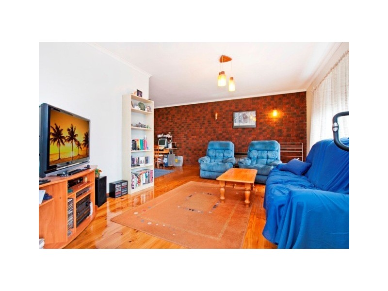 101 Warri Parri Drive, Flagstaff Hill SA 5159