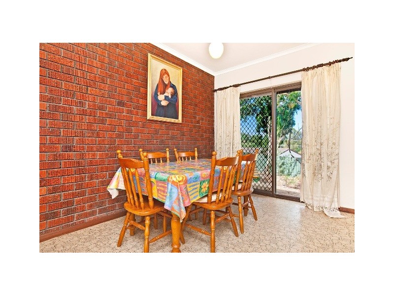 101 Warri Parri Drive, Flagstaff Hill SA 5159