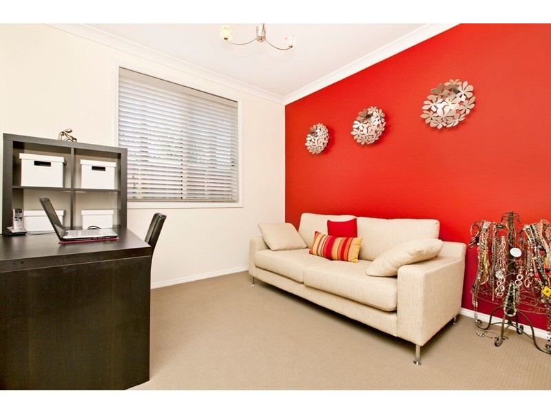 19 Weatherstone Crescent, Mawson Lakes SA 5095