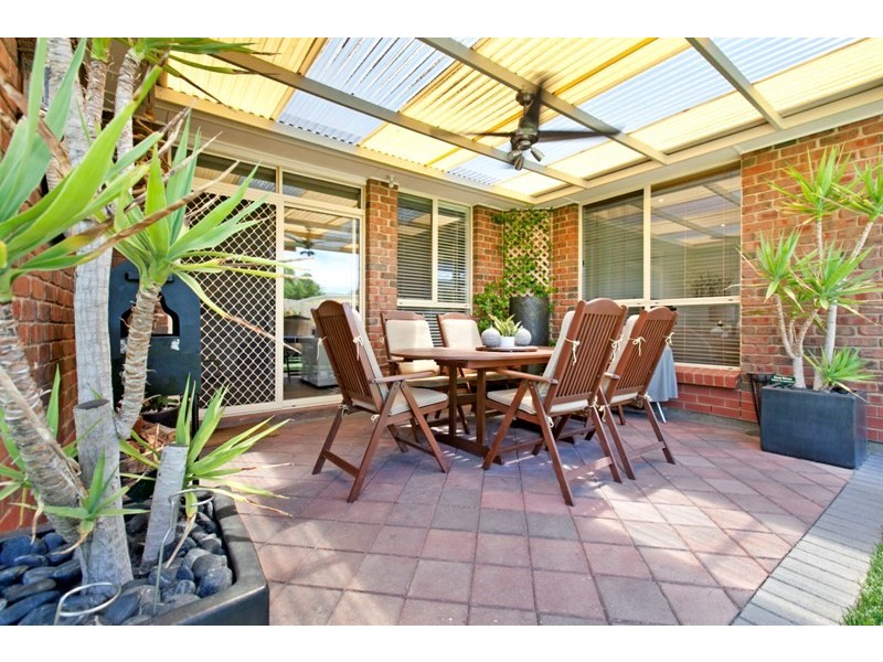 19 Weatherstone Crescent, Mawson Lakes SA 5095