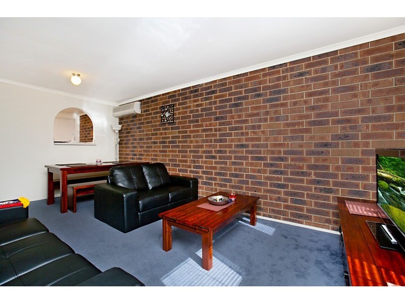 17/4  Clapton Drive, Paralowie SA 5108