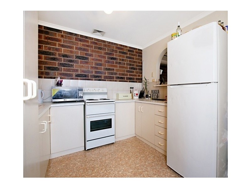 17/4  Clapton Drive, Paralowie SA 5108