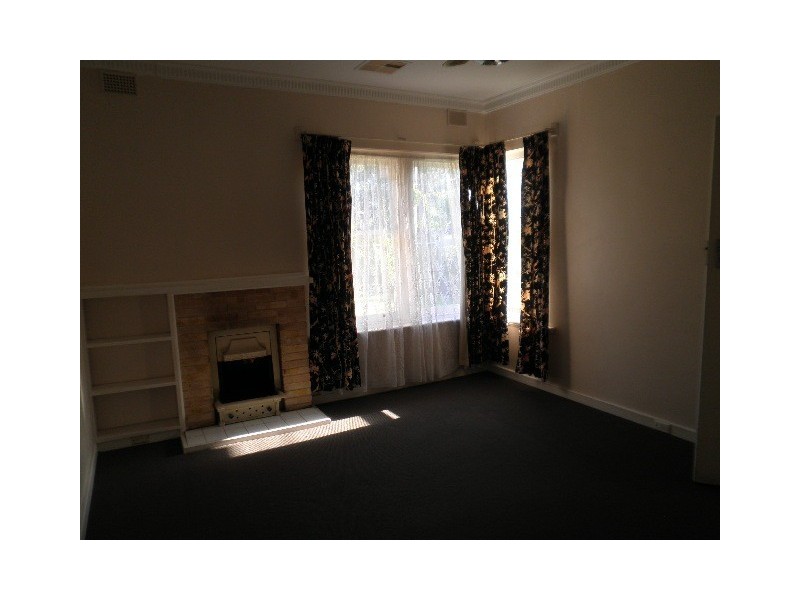 12 Avenue Road, Cumberland Park SA 5041