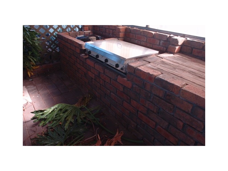 15 Raymond Street, Seaton SA 5023