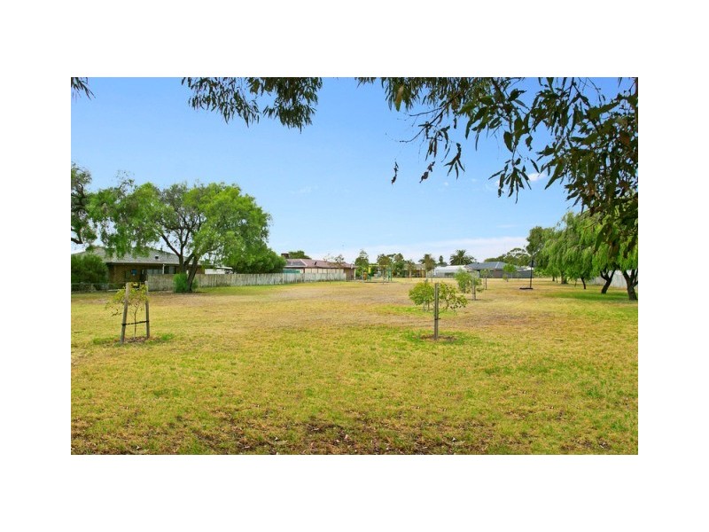 5 Monte Court, North Haven SA 5018