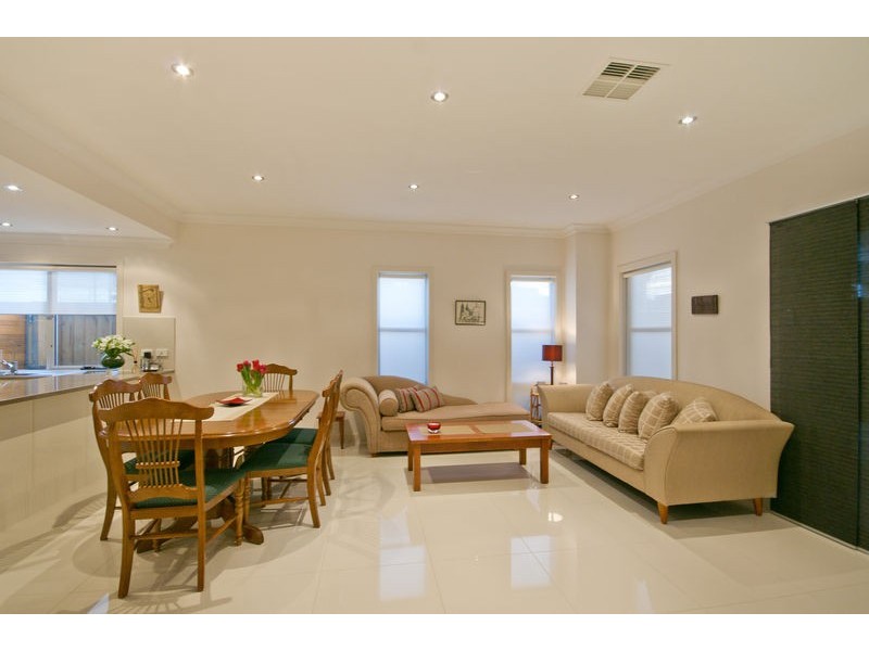 30 Victoria Parade, Mawson Lakes SA 5095