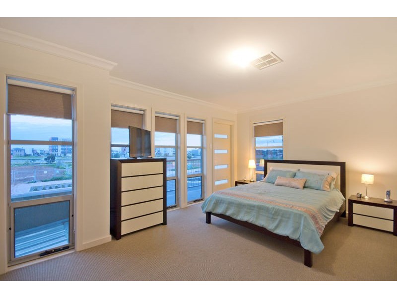 30 Victoria Parade, Mawson Lakes SA 5095