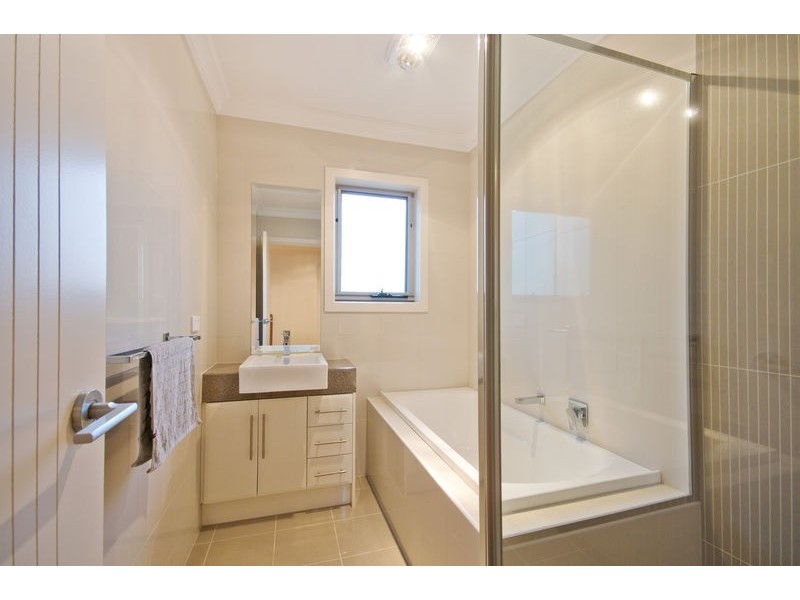 30 Victoria Parade, Mawson Lakes SA 5095