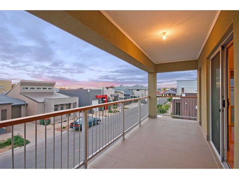 30 Victoria Parade, Mawson Lakes SA 5095