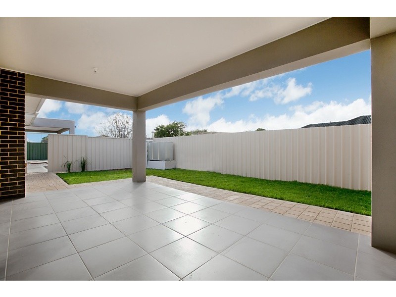 8A Lasscock Avenue, Findon SA 5023