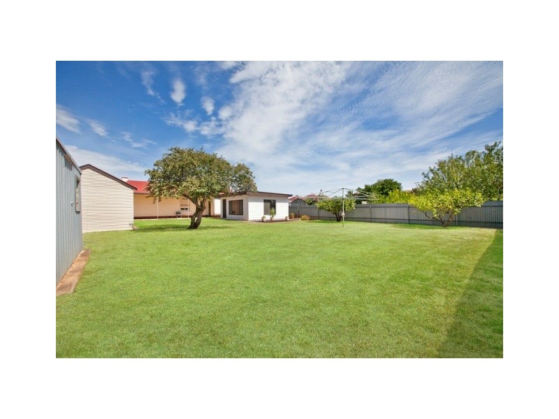 21 Lucas Street, Woodville South SA 5011