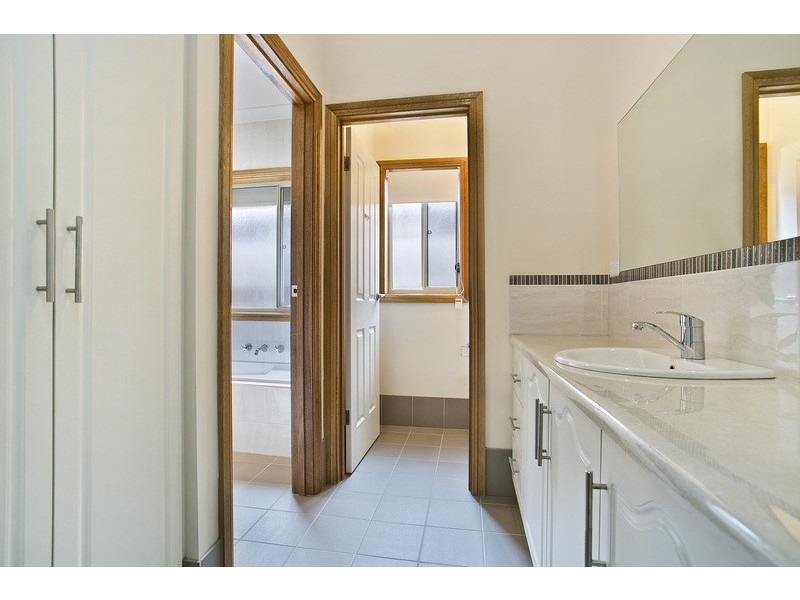 6B North Parade, Royal Park SA 5014