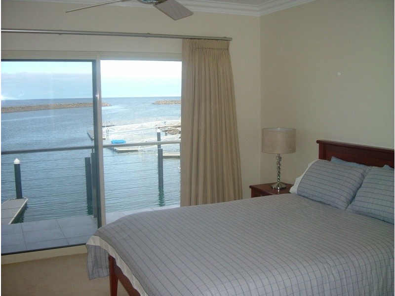 30 Marina Drive, Port Vincent SA 5581