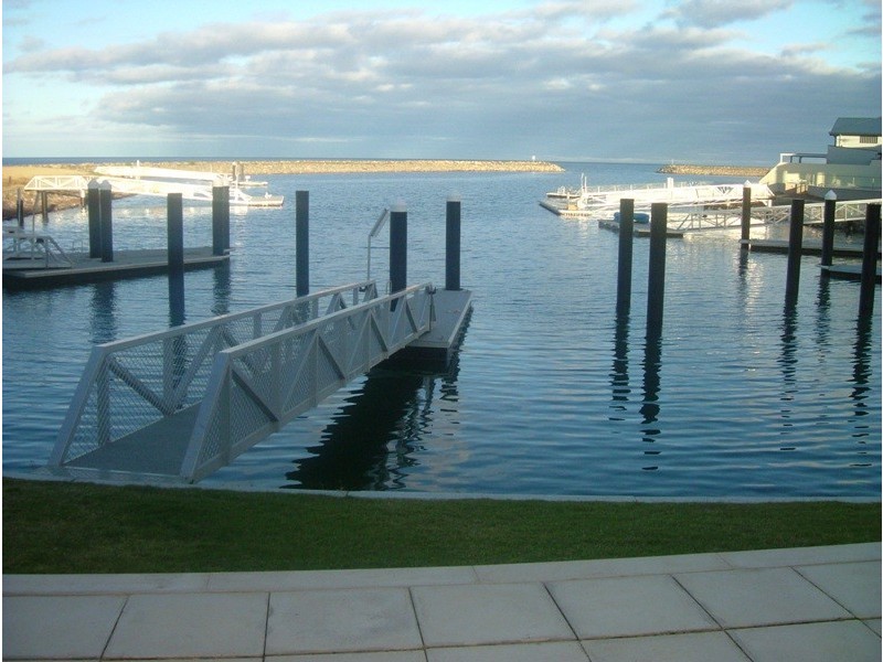 30 Marina Drive, Port Vincent SA 5581