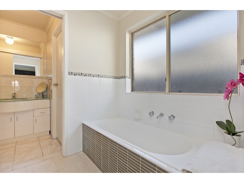 2  Lukin Avenue, Paralowie SA 5108