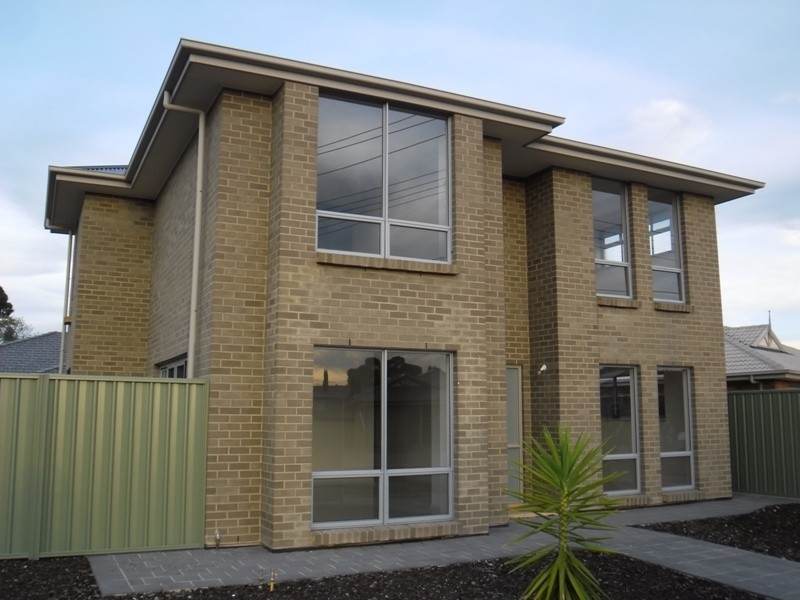 2C Manoora Street, Greenacres SA 5086